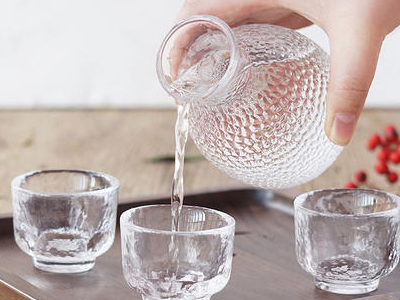 白酒代理商要選擇好的白酒產品1.jpg 白酒代理商要選擇好的白酒產品1.jpg